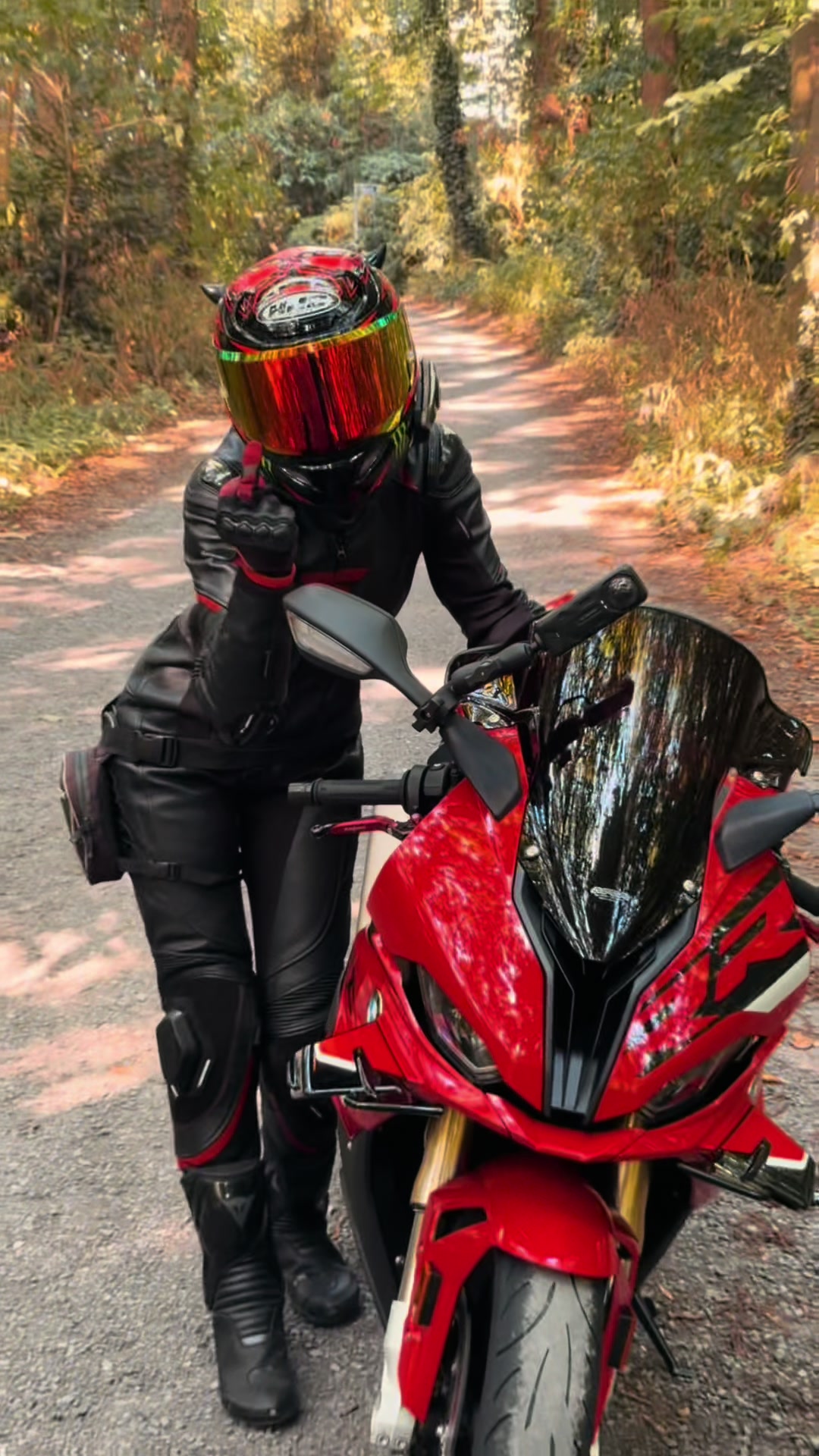 @Bikergirl_33