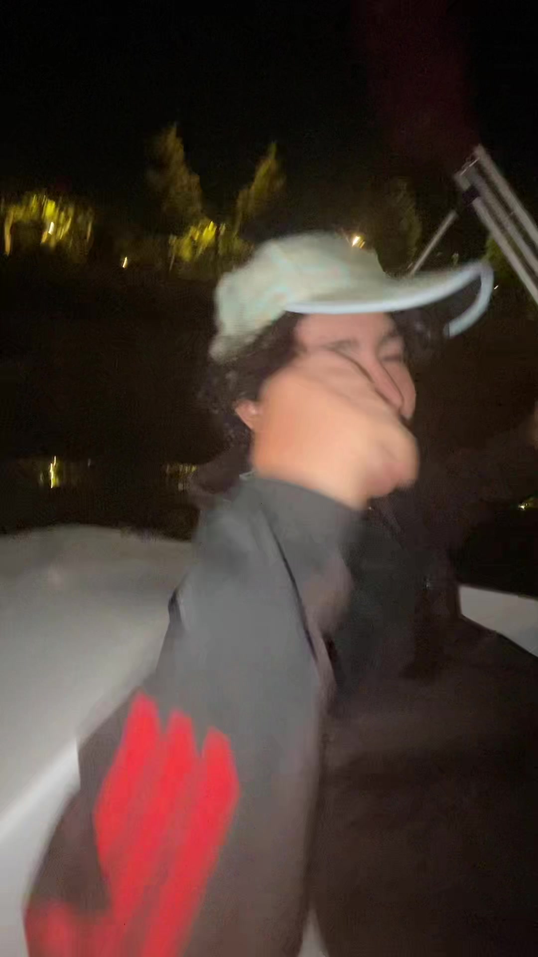 @Nymdi