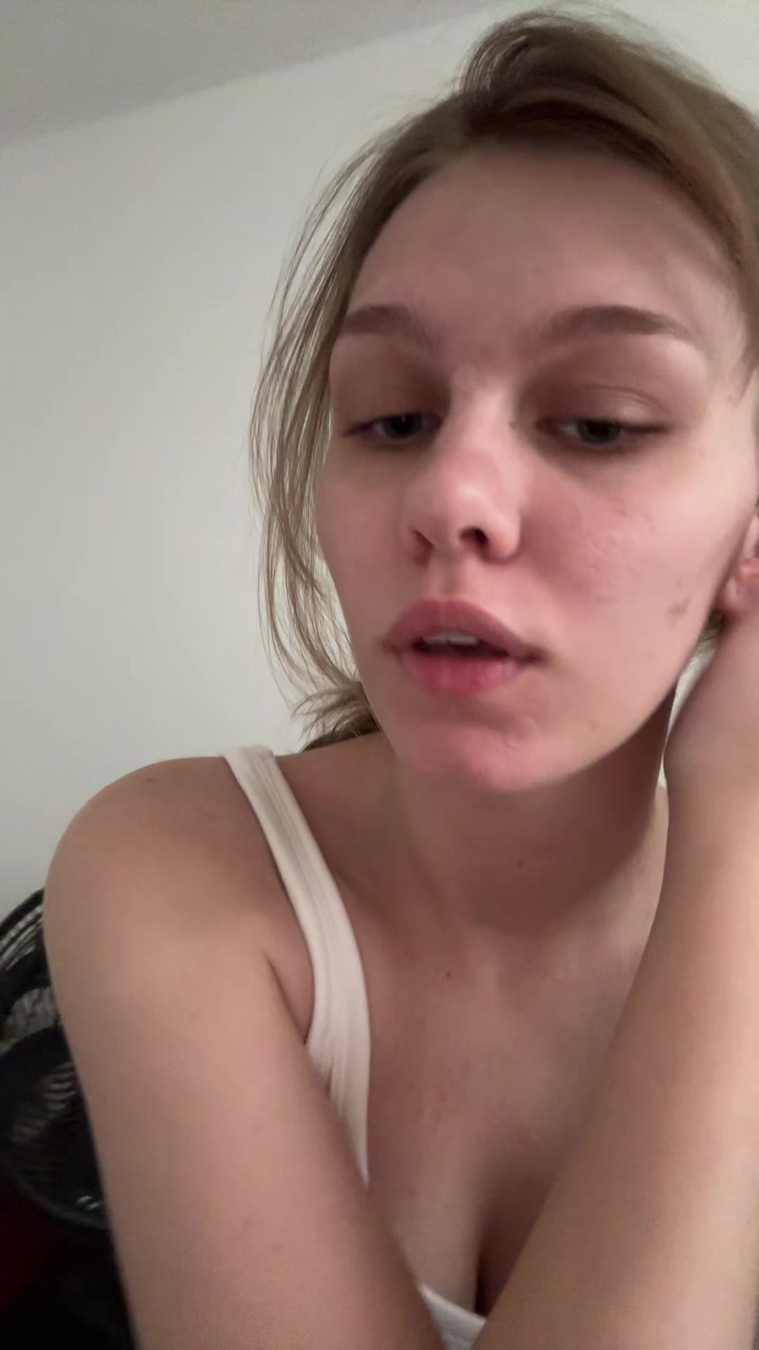 @isaforneckt