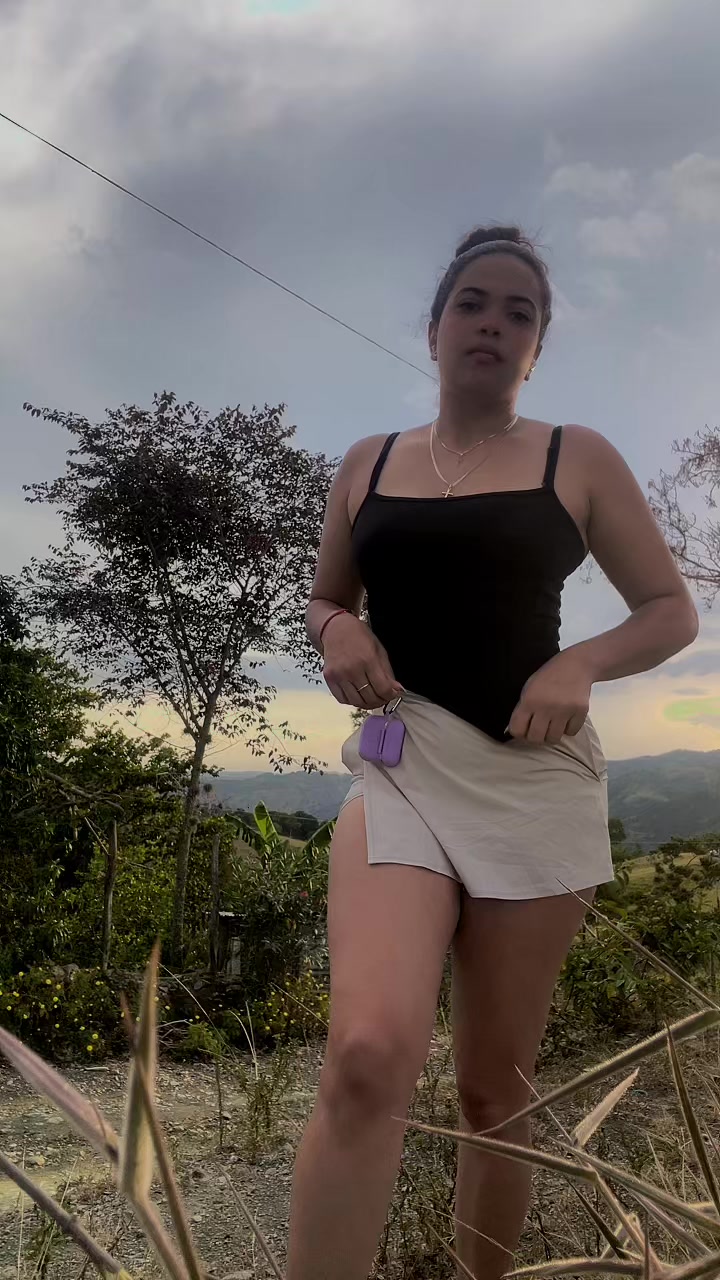 @Reina