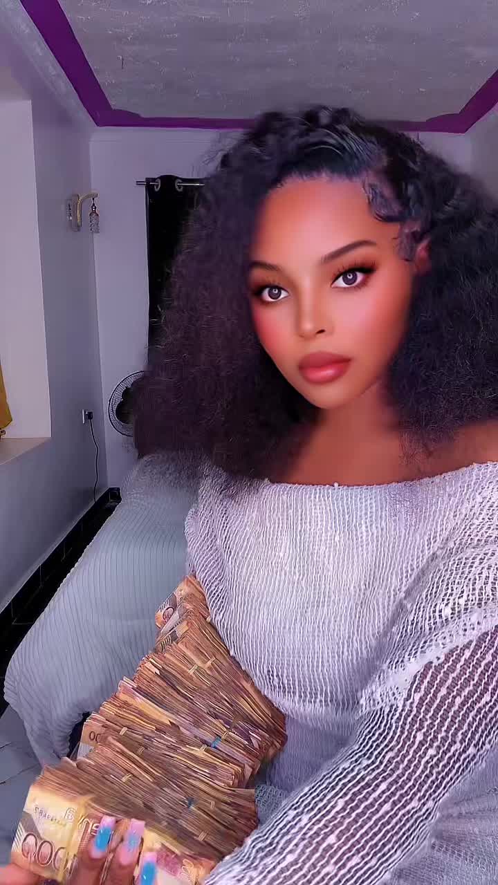 @MISS ELL 254