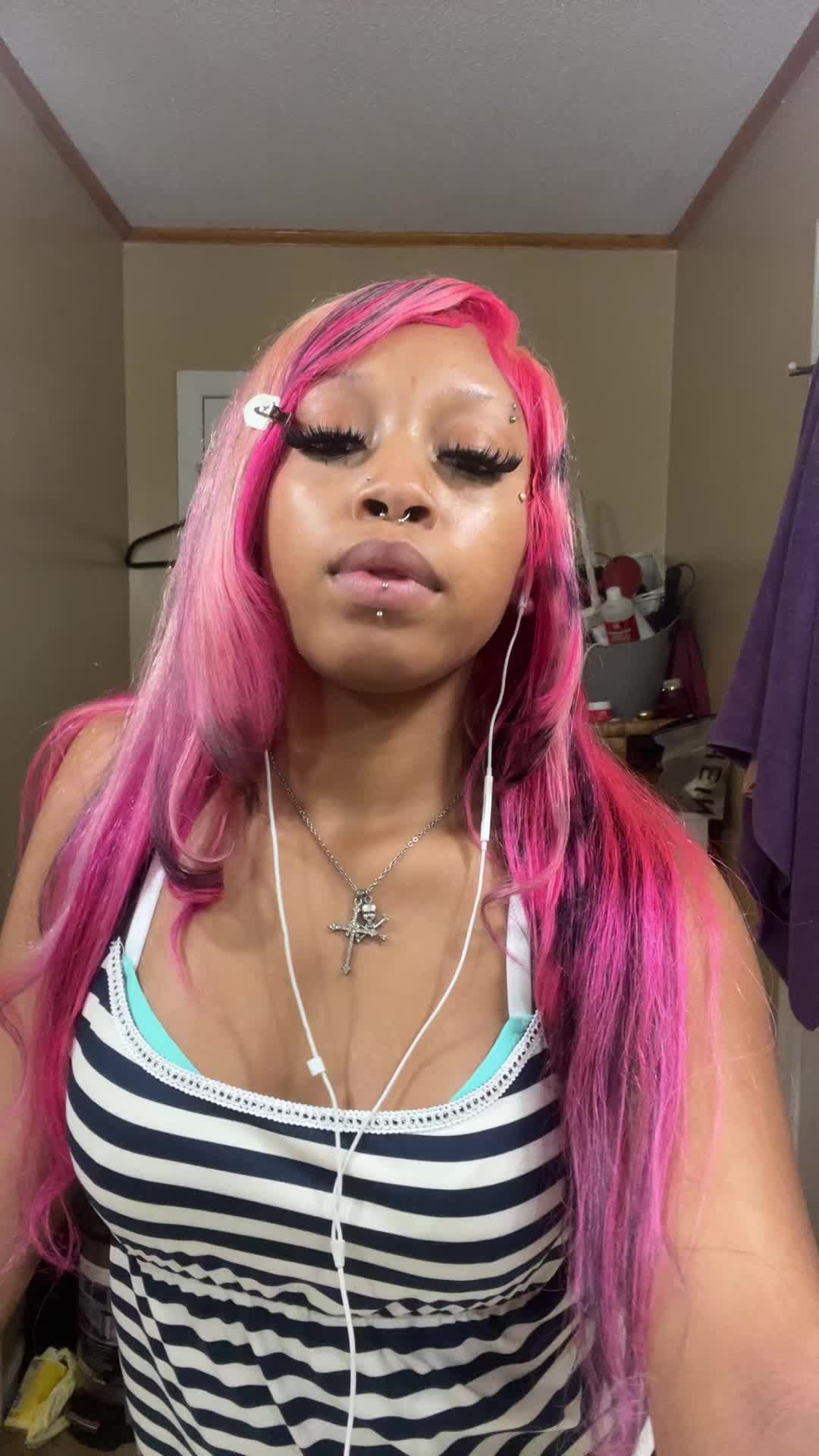 @WingRiddenAngel