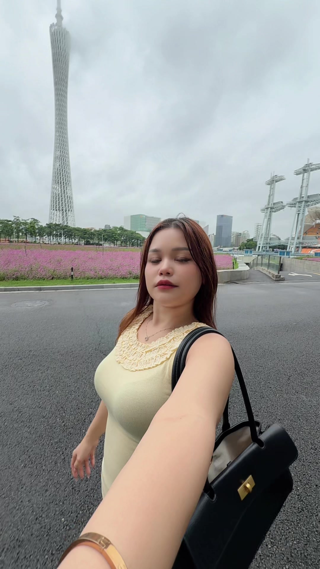 @Devi.space