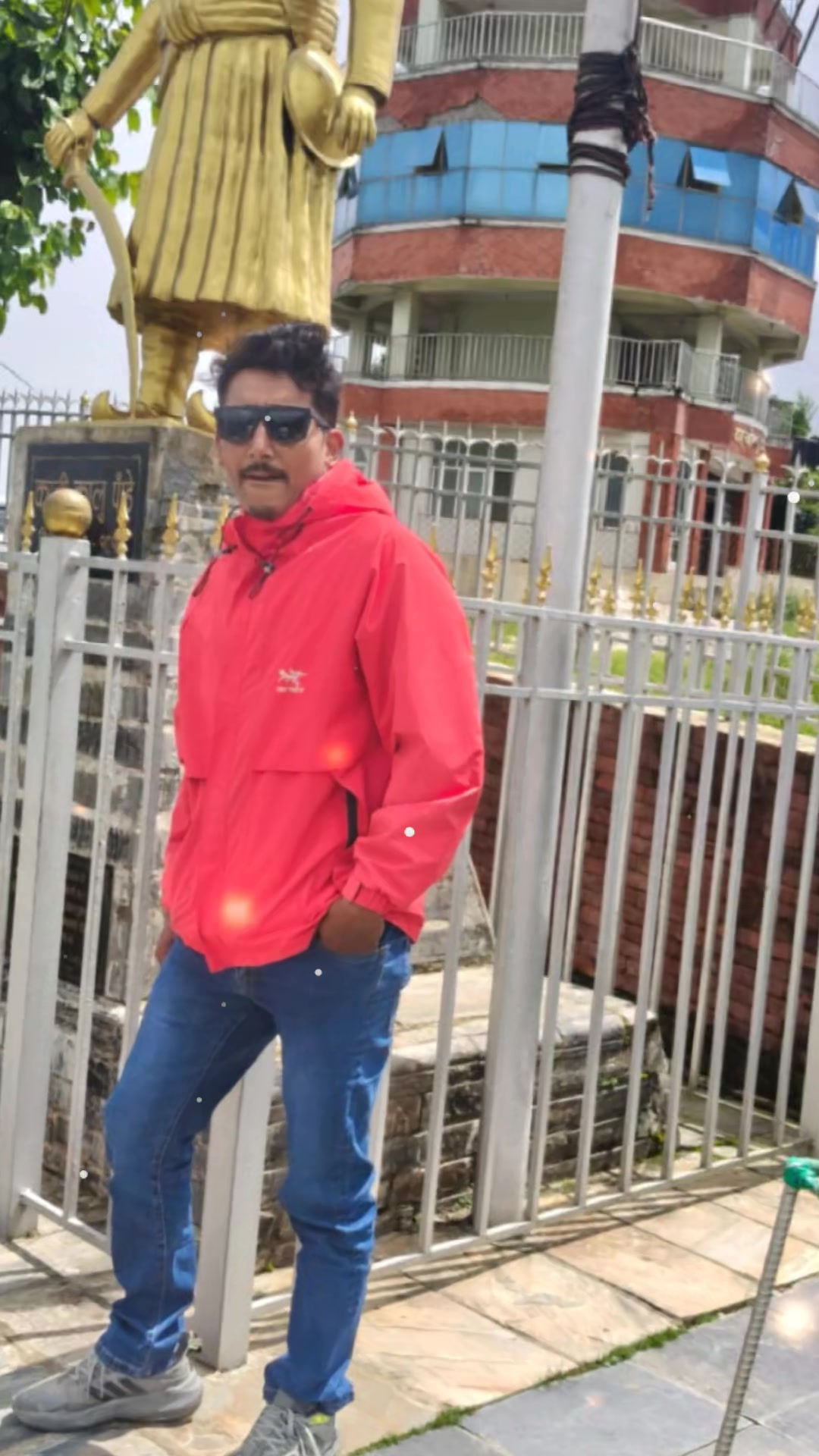 @महेन्द्र श्रेष्ठ