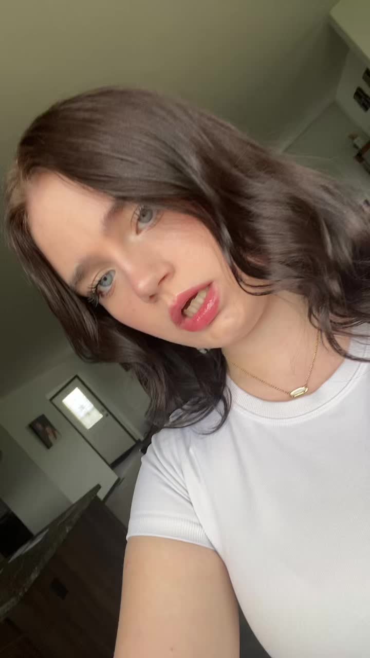 @🕸️
