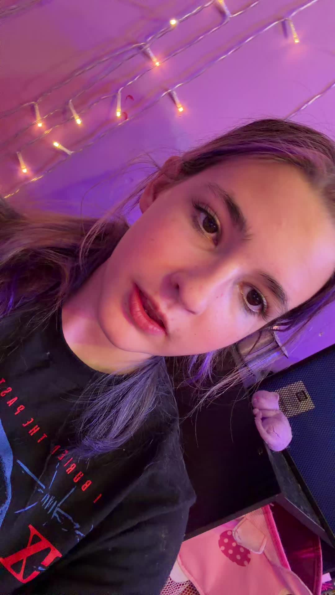 @Skylar