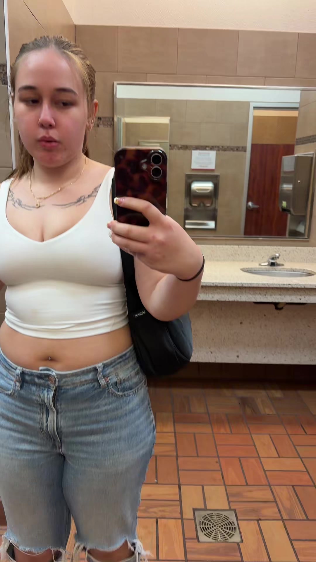 @chloemml