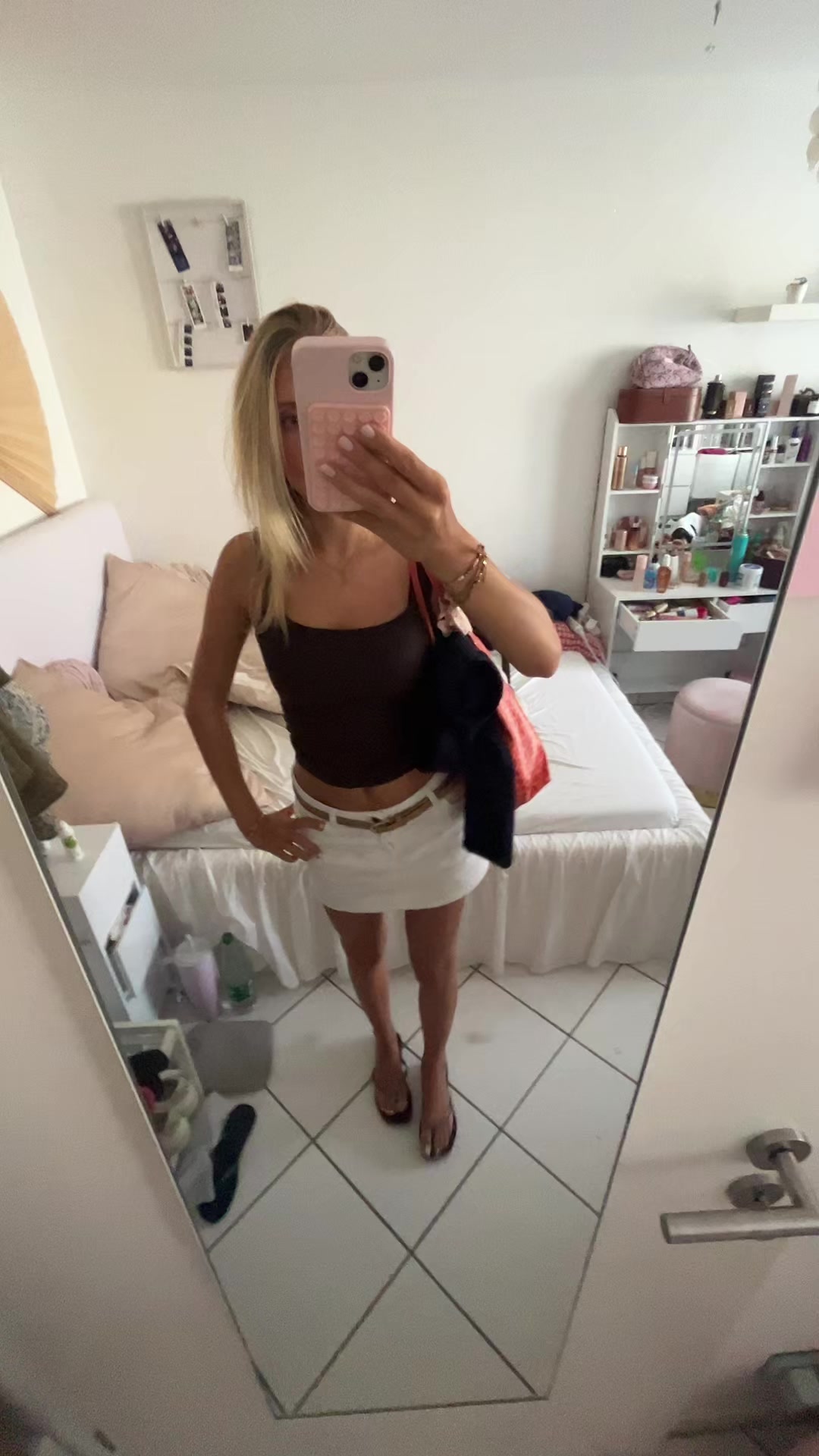@LILLY MARIE