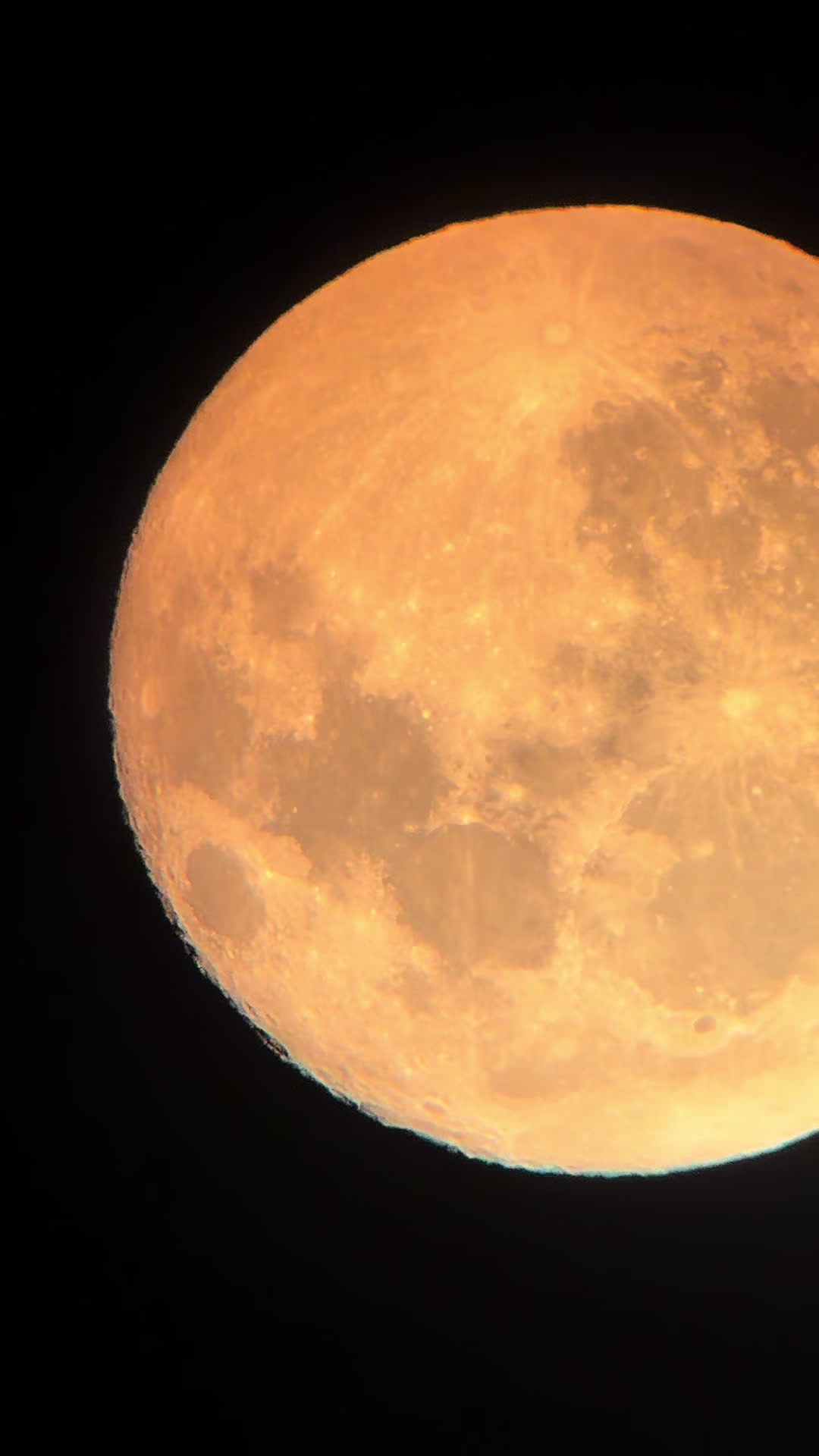 @moontaless