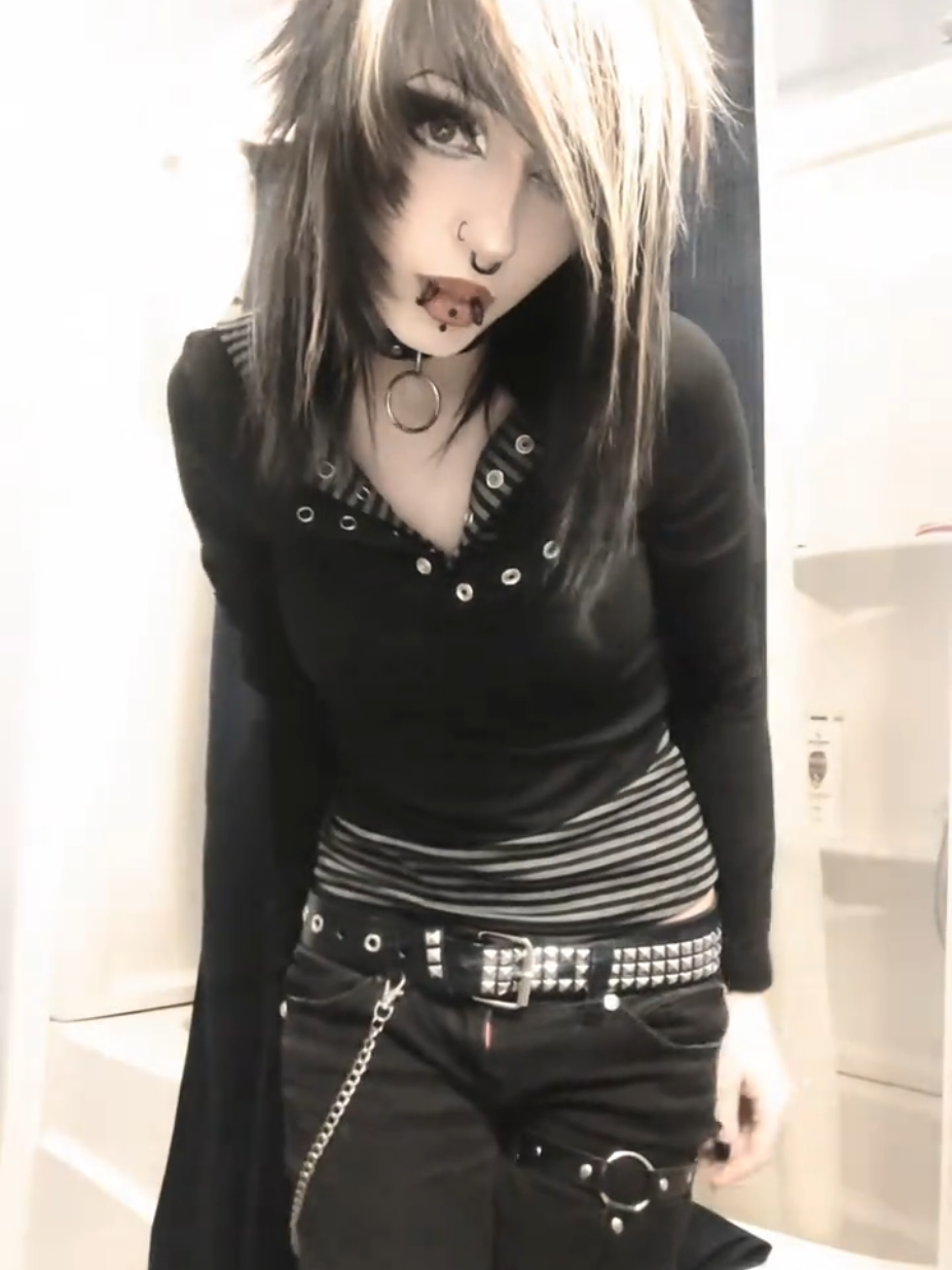 @carleigh curse 🕸️