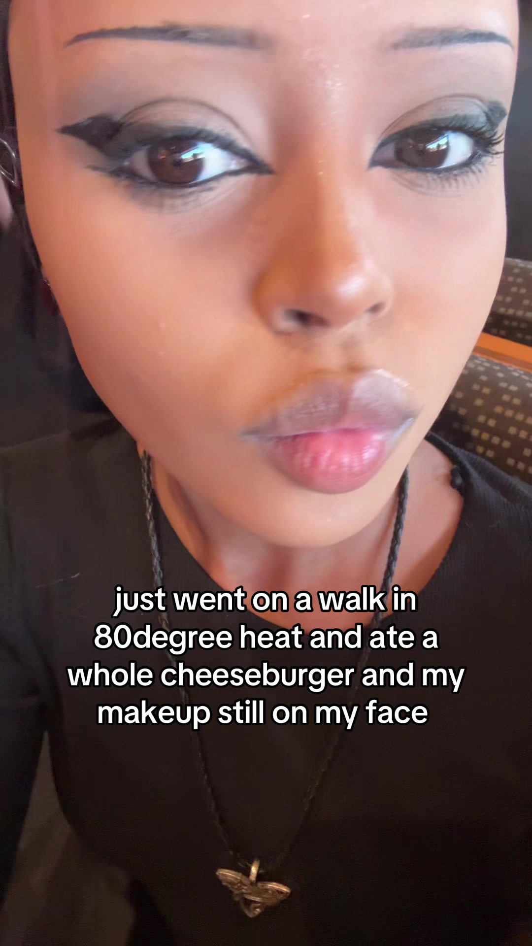@Laylo