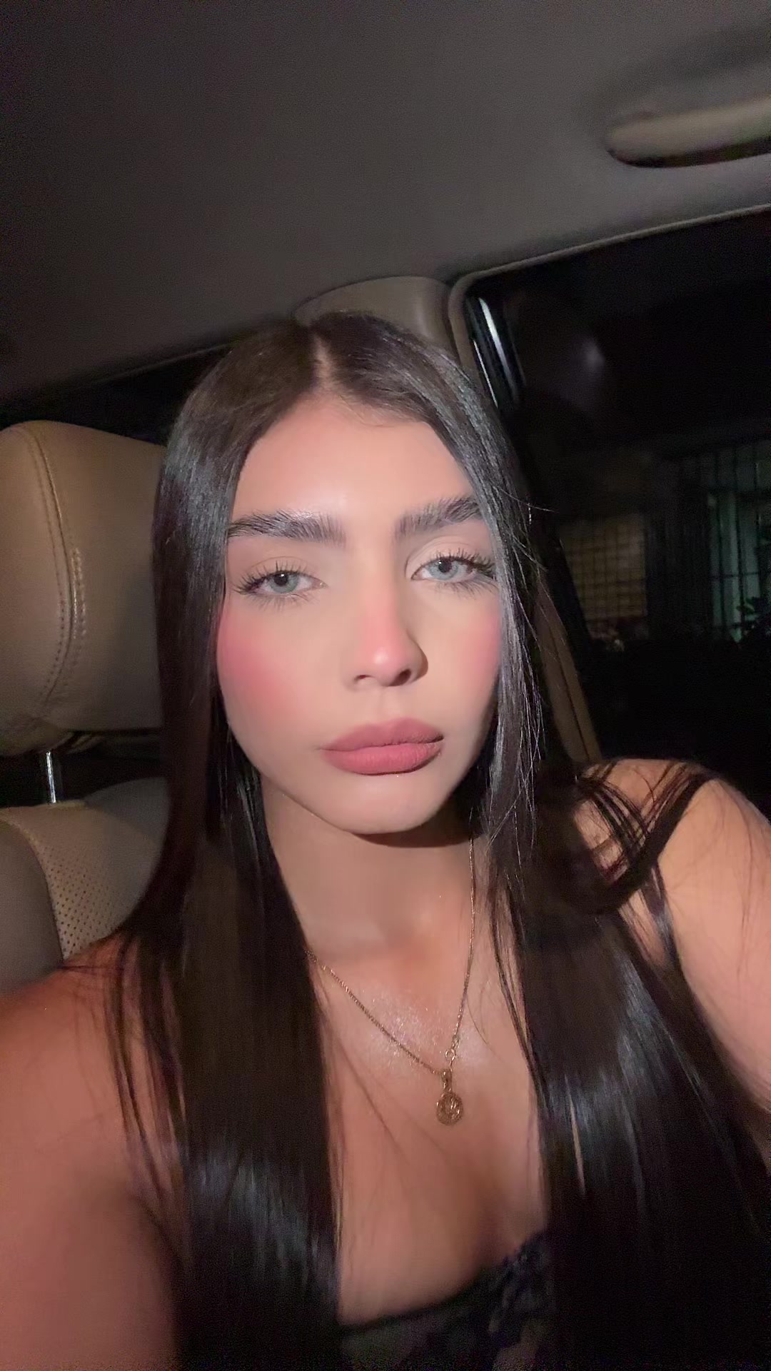 @valeriapinedape