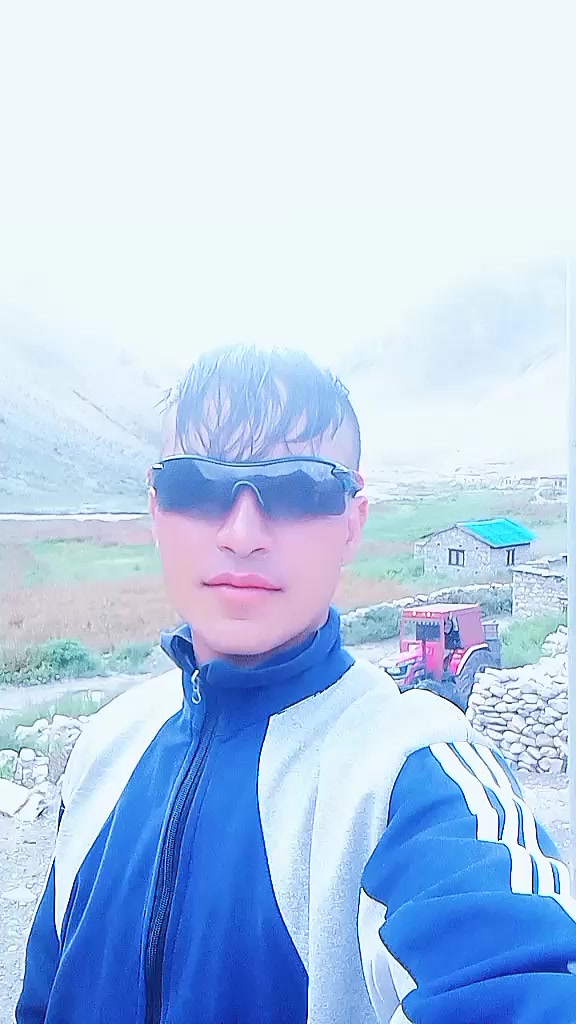 @गन्तव्यविहीन यात्रा