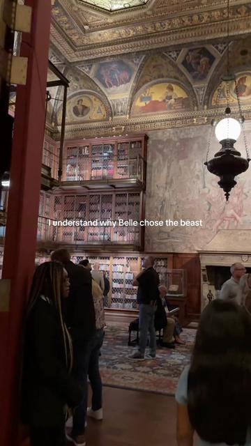 @Alina Fox | Literary Life