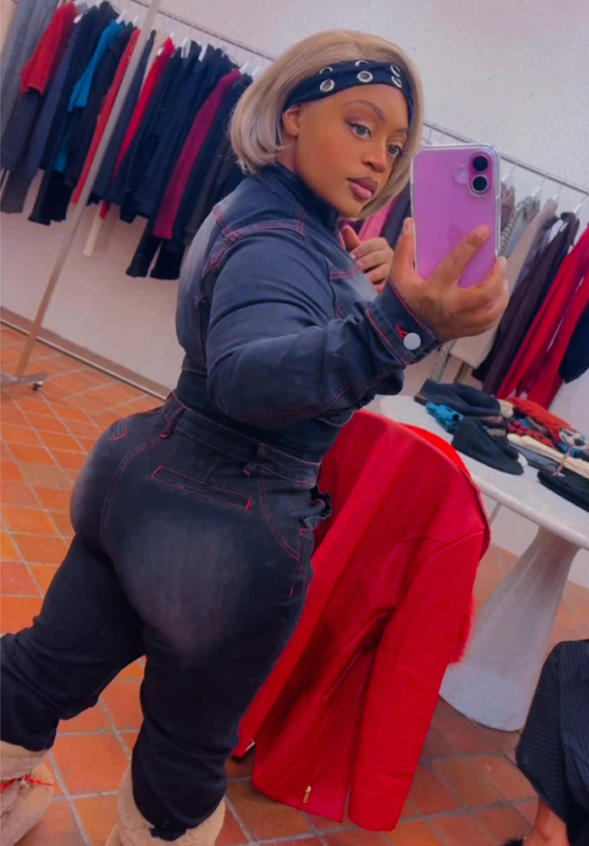 @Naya Hernanadez