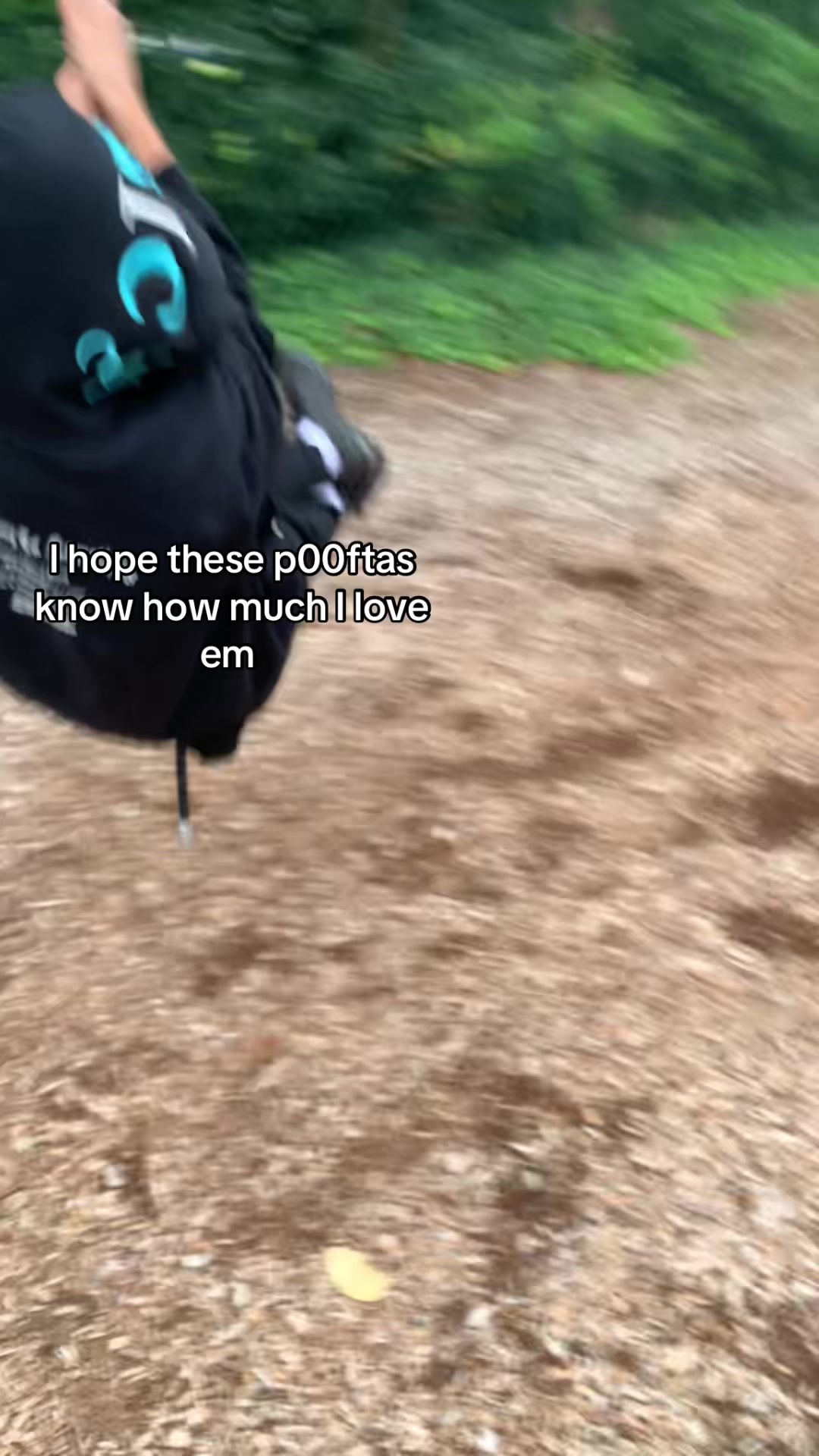 @𝓜🧟&zwj;♀️