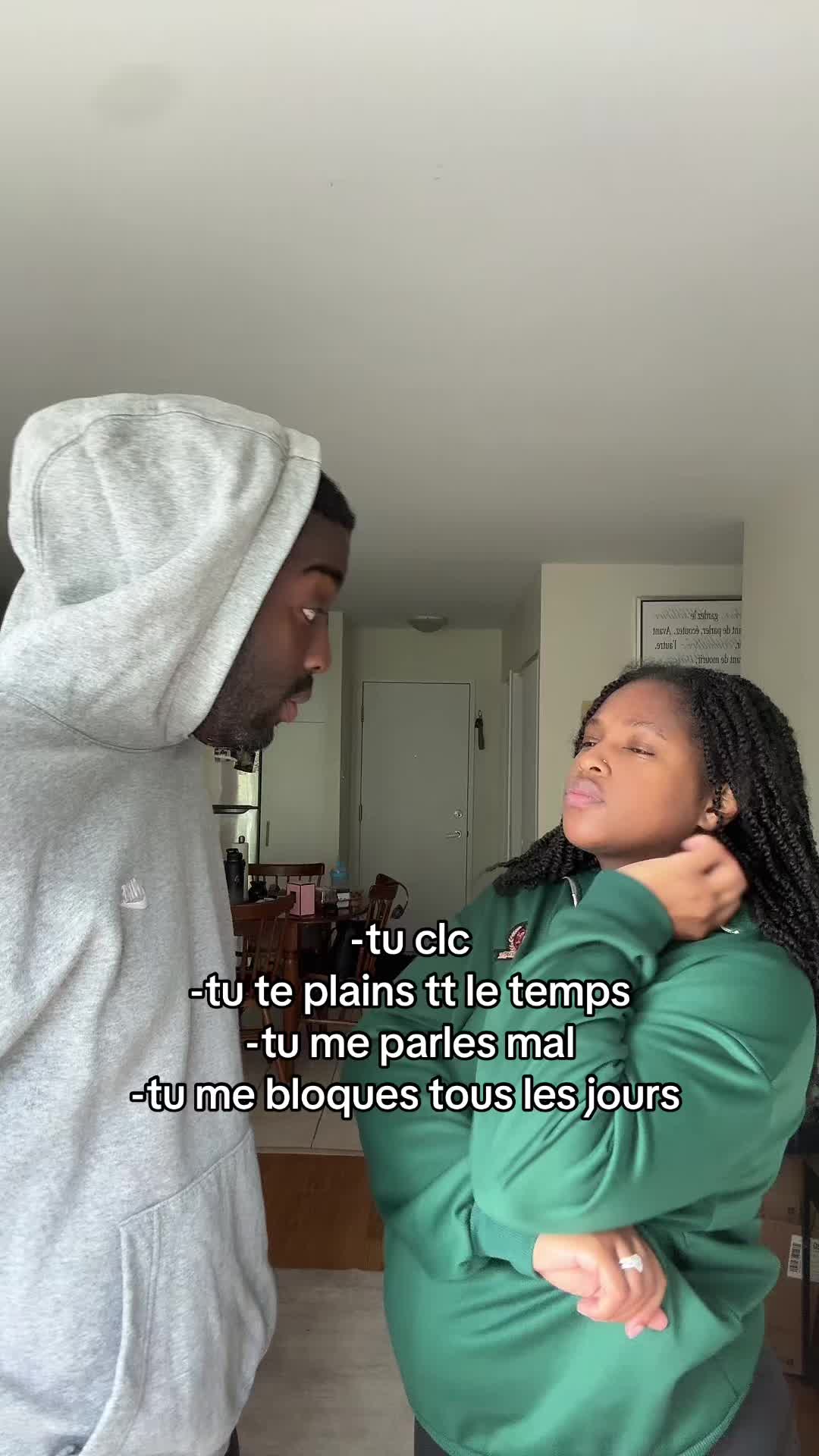 @🧑🏿&zwj;🦱👧🏾