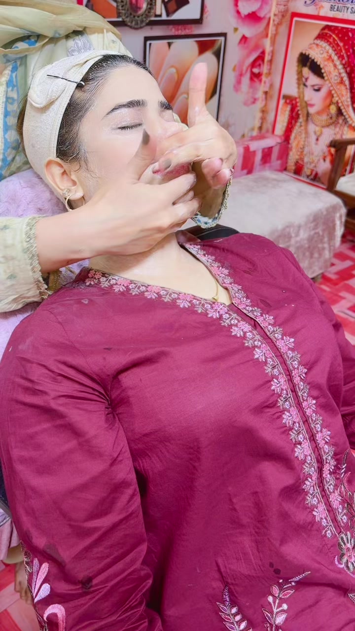 @Saima khan