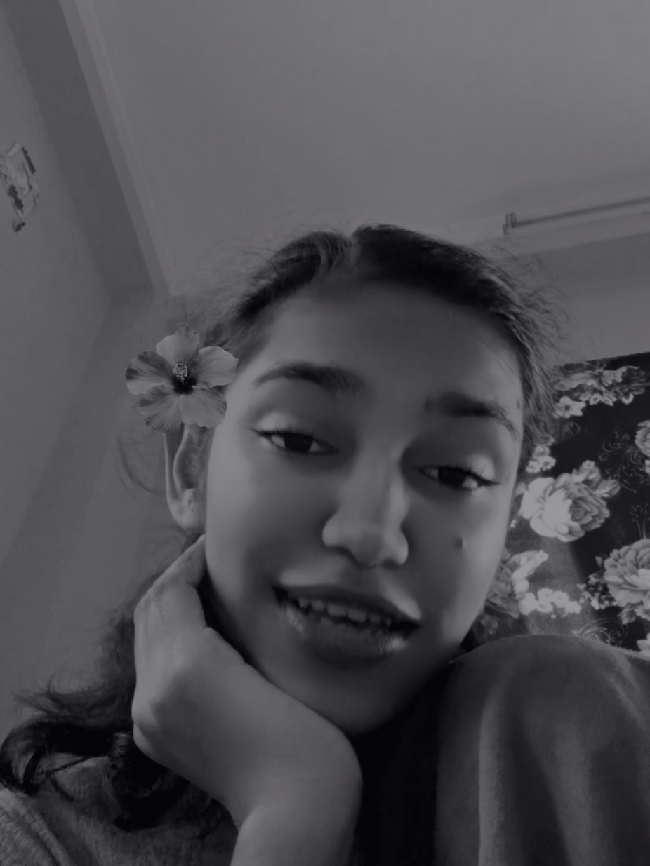 @Pooja 🖤
