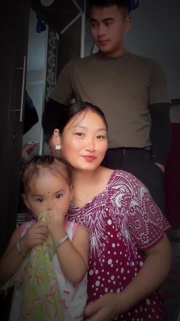 @Fareesha gurung🥂