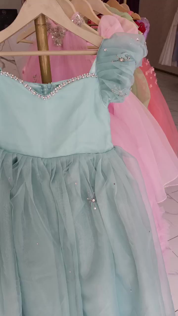 @Tiny by Glam & Glitz