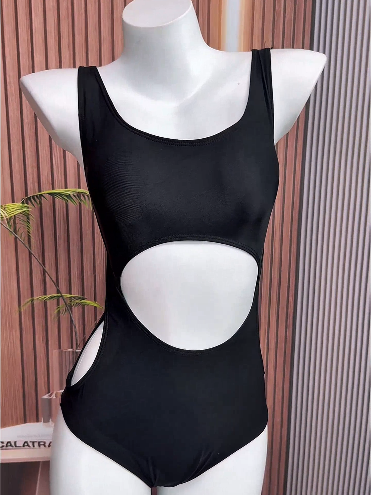 @Bikini Secrets
