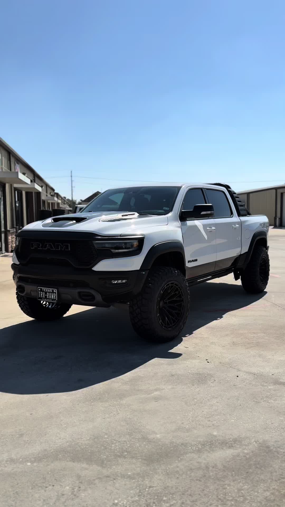 @Luis Guerrero