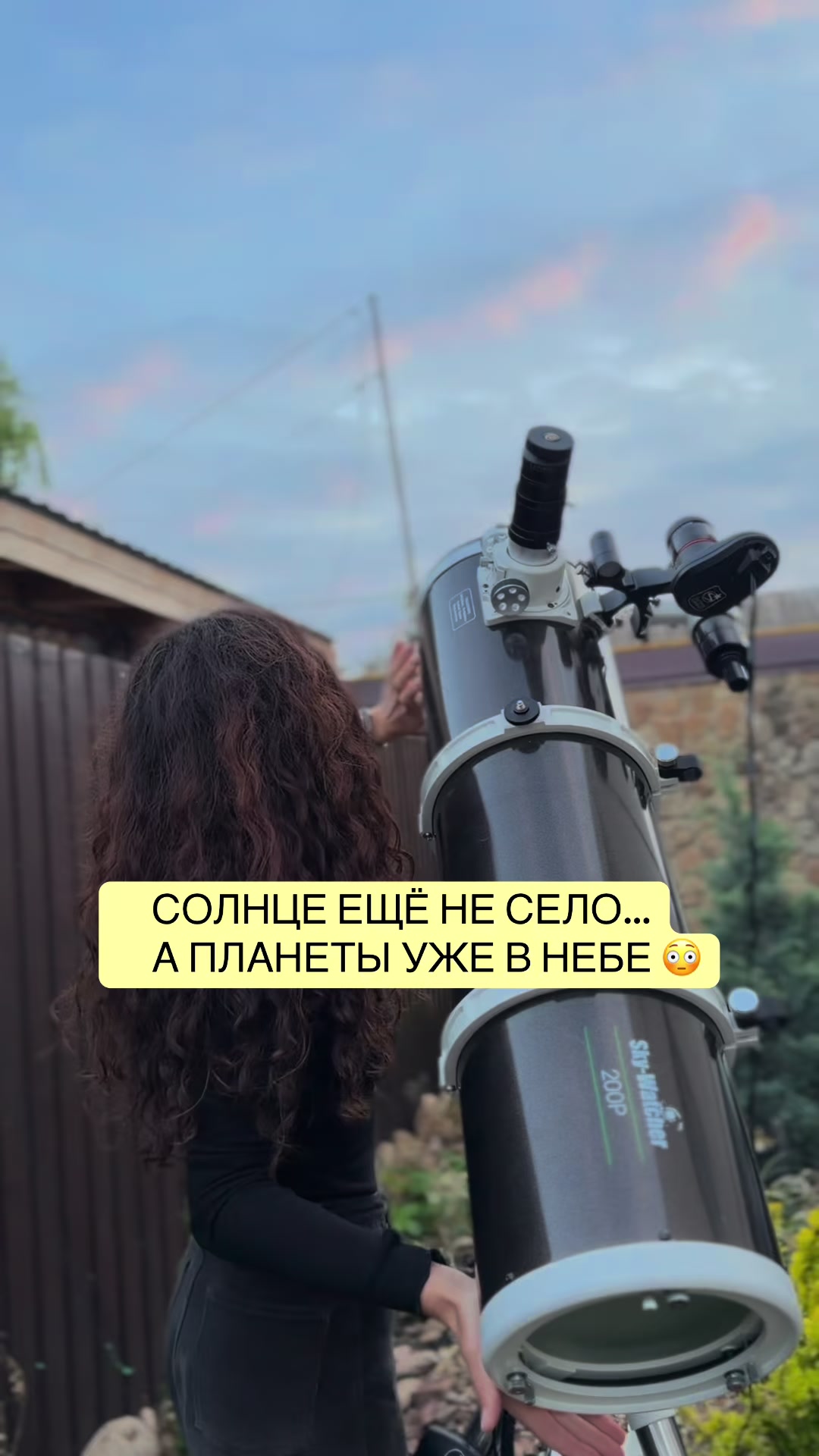 @moontaless