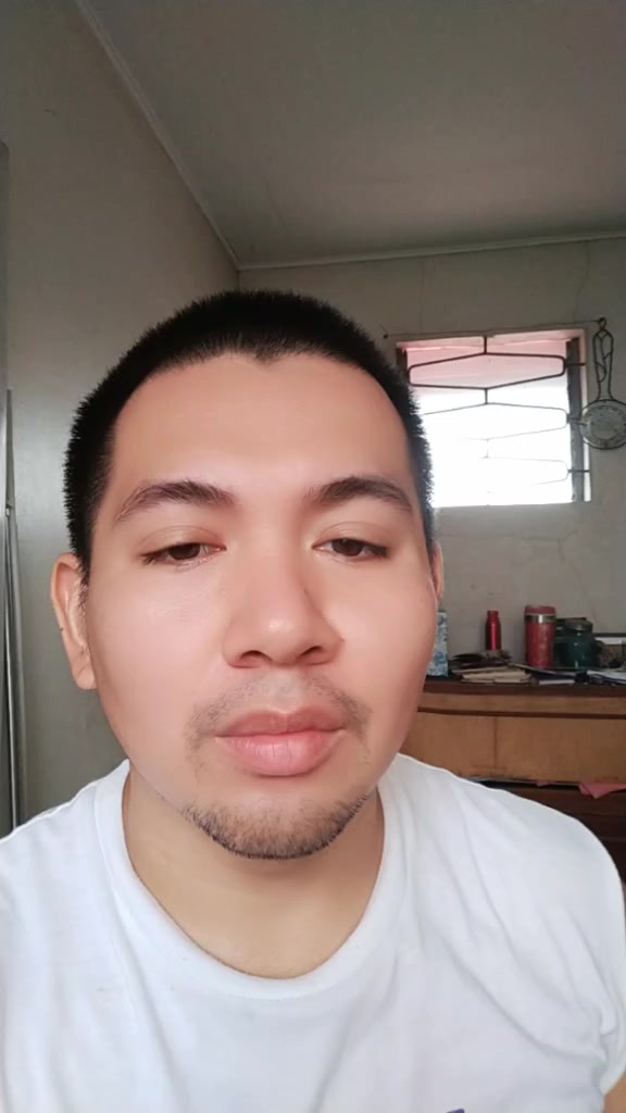 @Adrian pogi 18 ❤❤❤