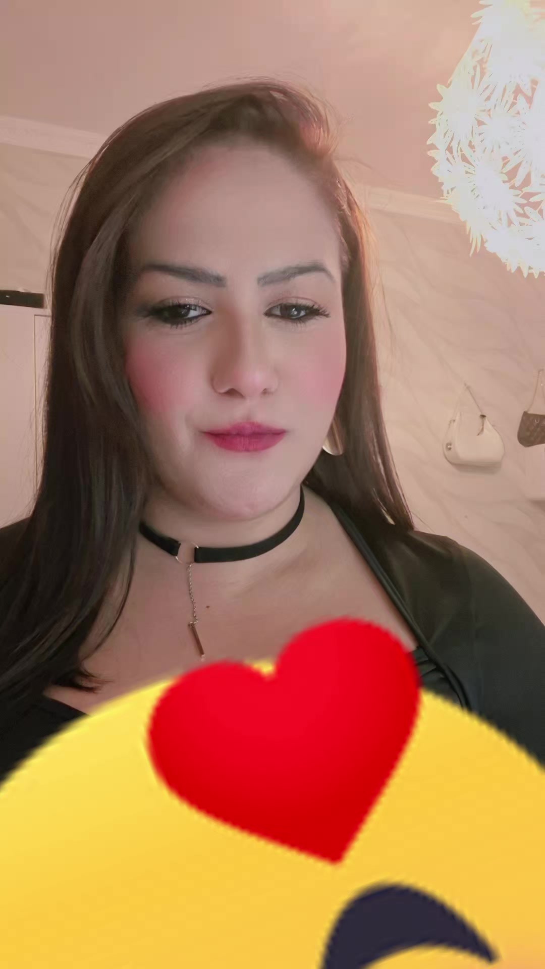 @𝒶𝓃𝓰ℯ𝓁ℴ𝓋𝒶 ꨄ︎