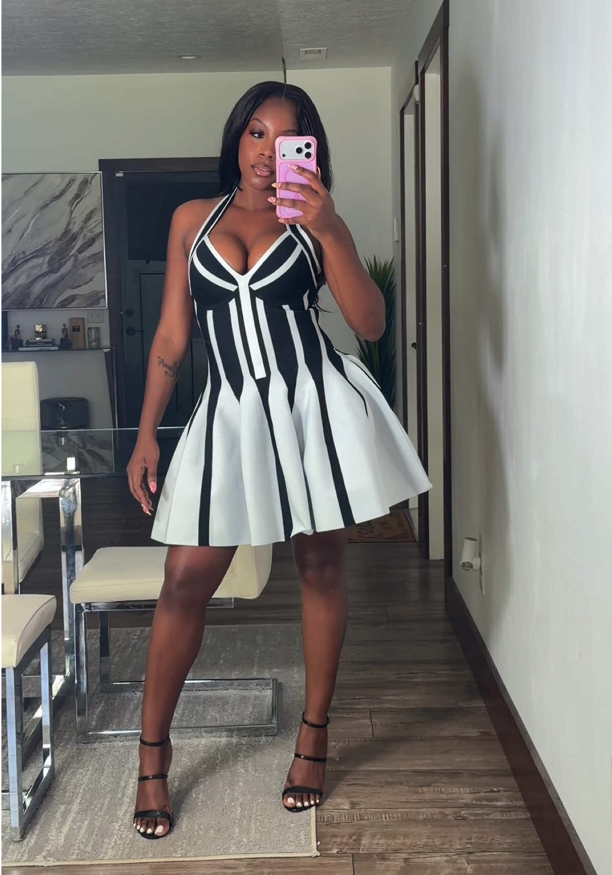 @Whitneyjaydee
