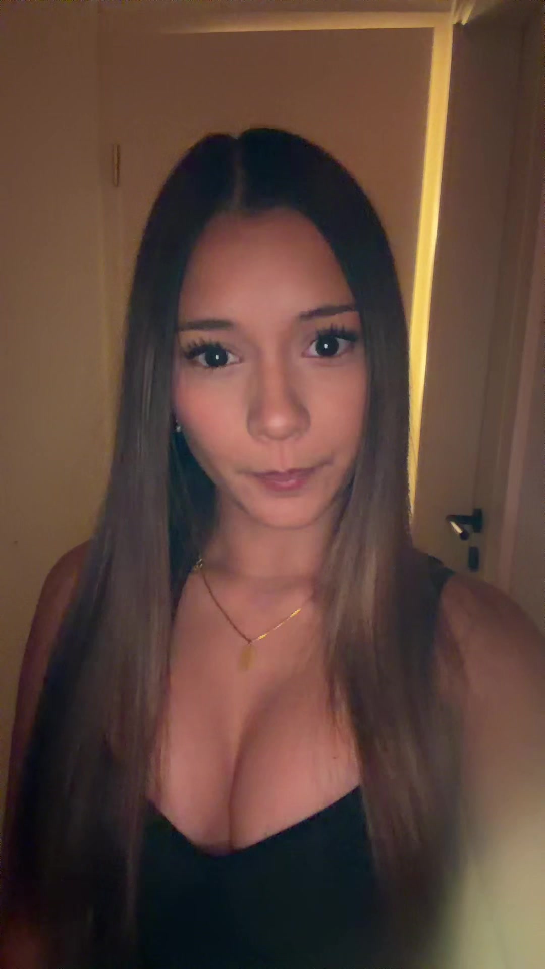 @𝑷𝑳𝑶𝒀