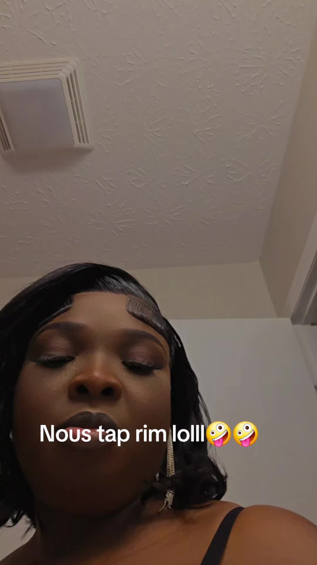 @AmaNeyoo