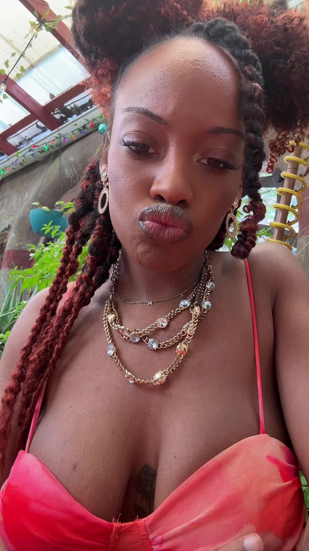 @Universal Boss Queen