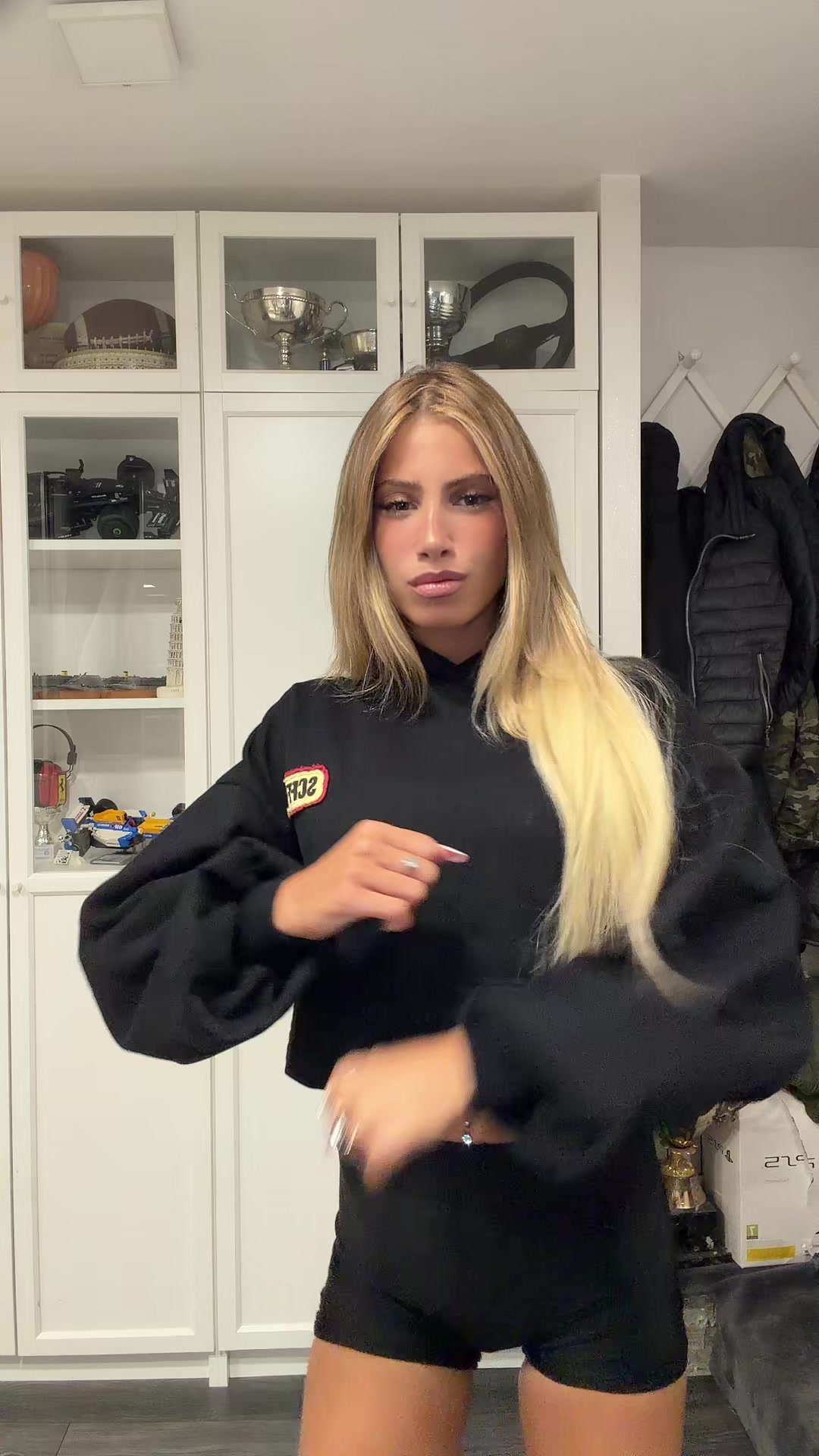 @Niki