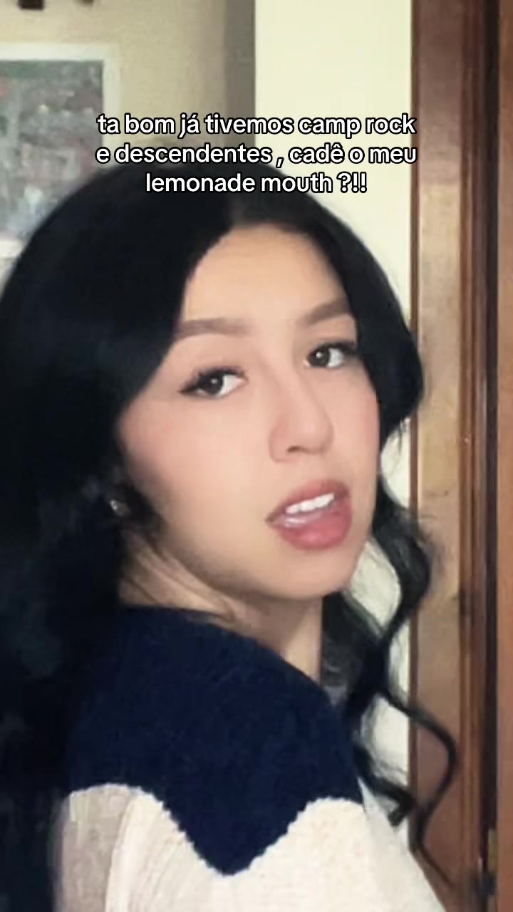 @heyitssliraa