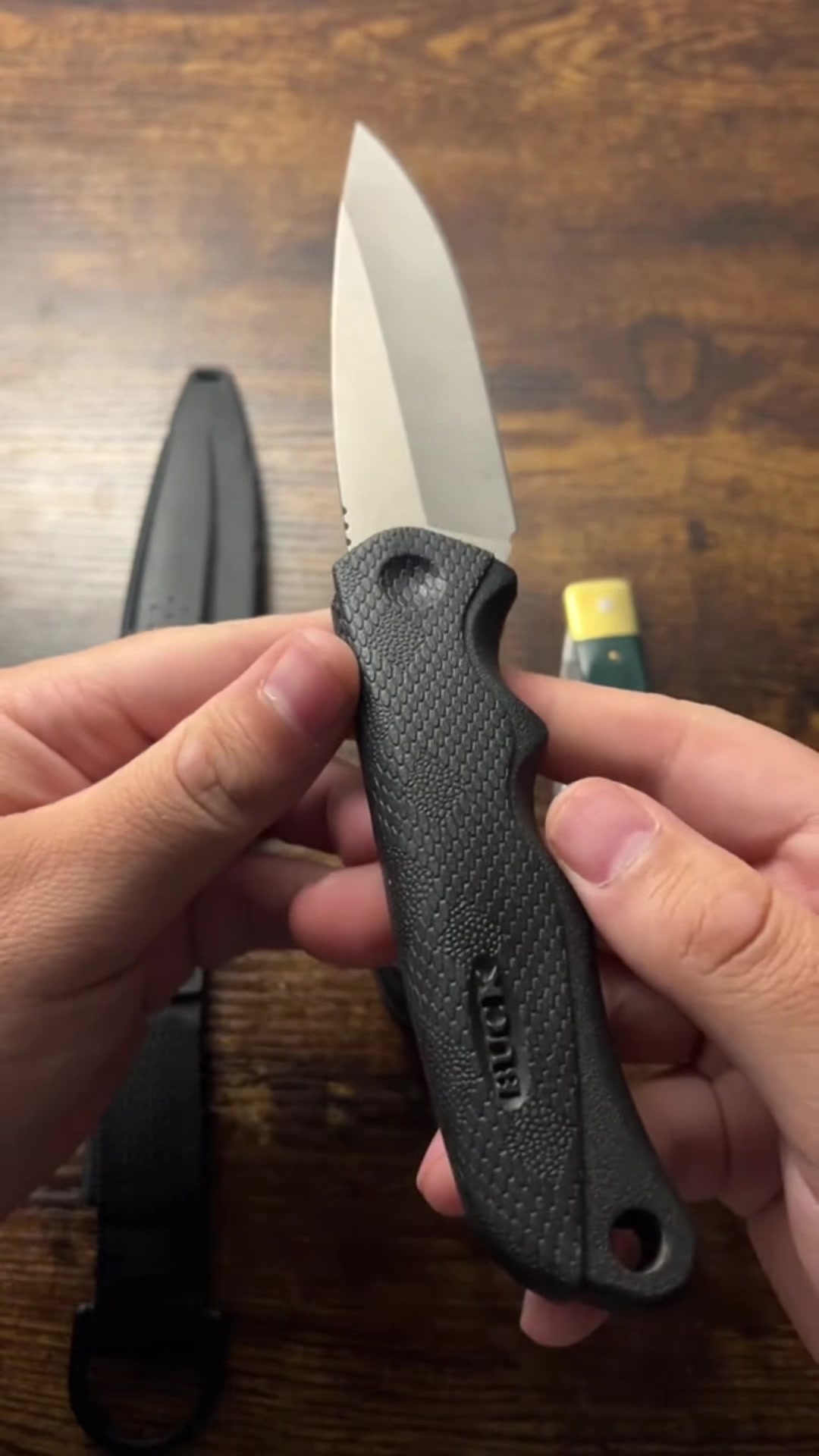 @Vintage_Knife_Guy