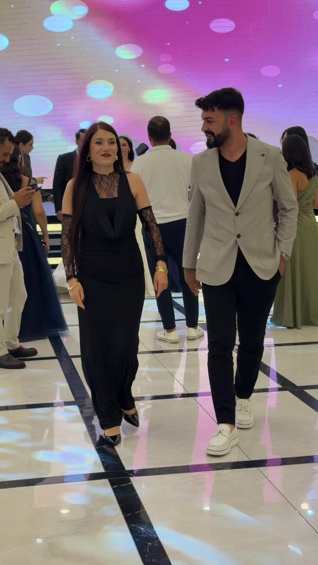 @Rojvandemir