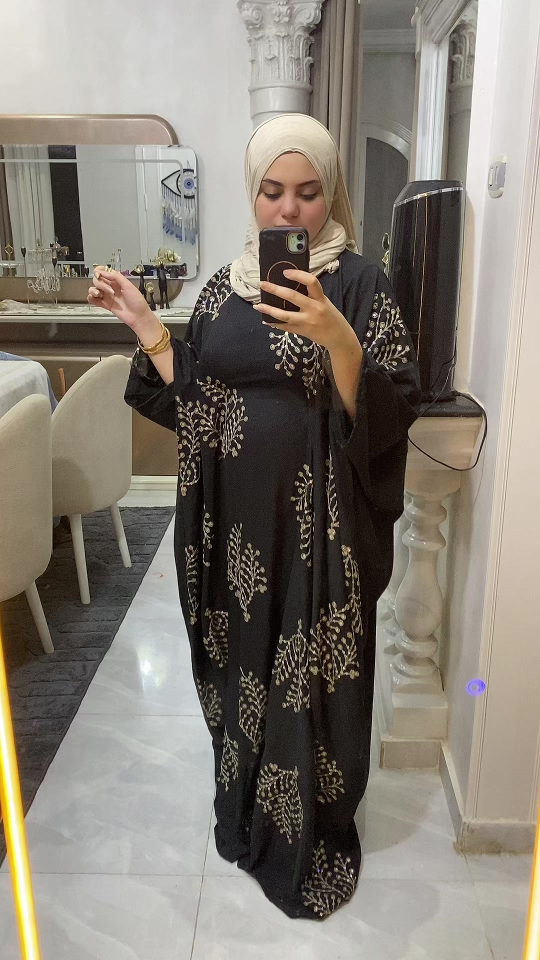 @منونه عروسه البحر……🧜🏼♀️🌊✨