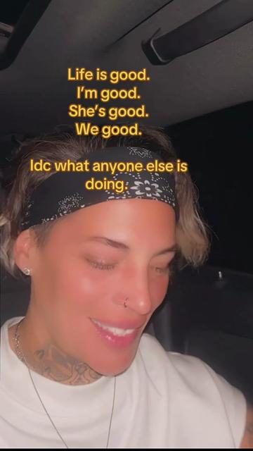 @Crazyauntchronicles