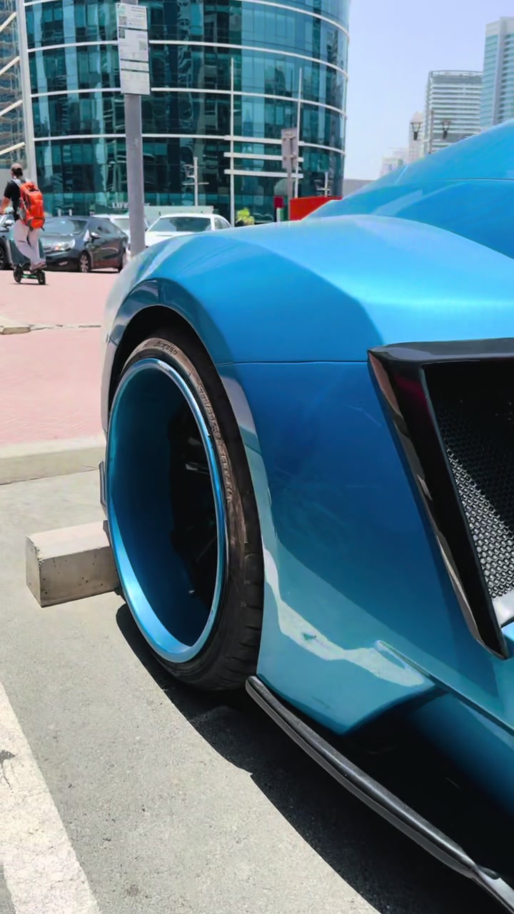 @AlexCars