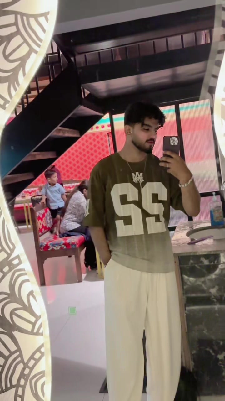 @👀Ă̈نȃ̈S̑̈ 🌸