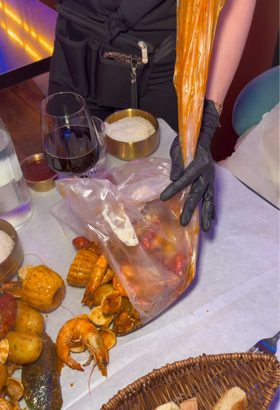 @Mr&Mrs Crab