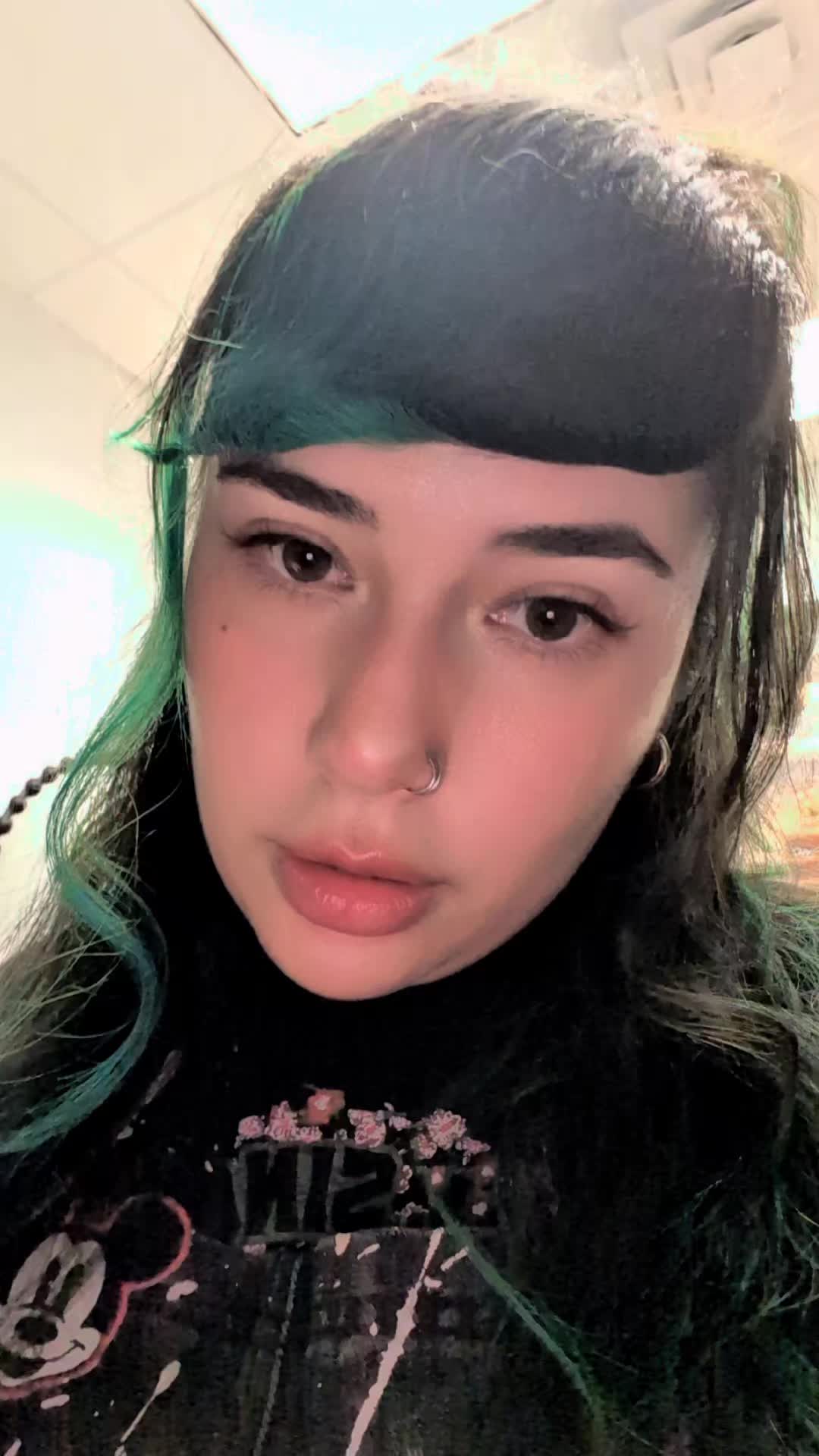 @mina volo | alt mom | az