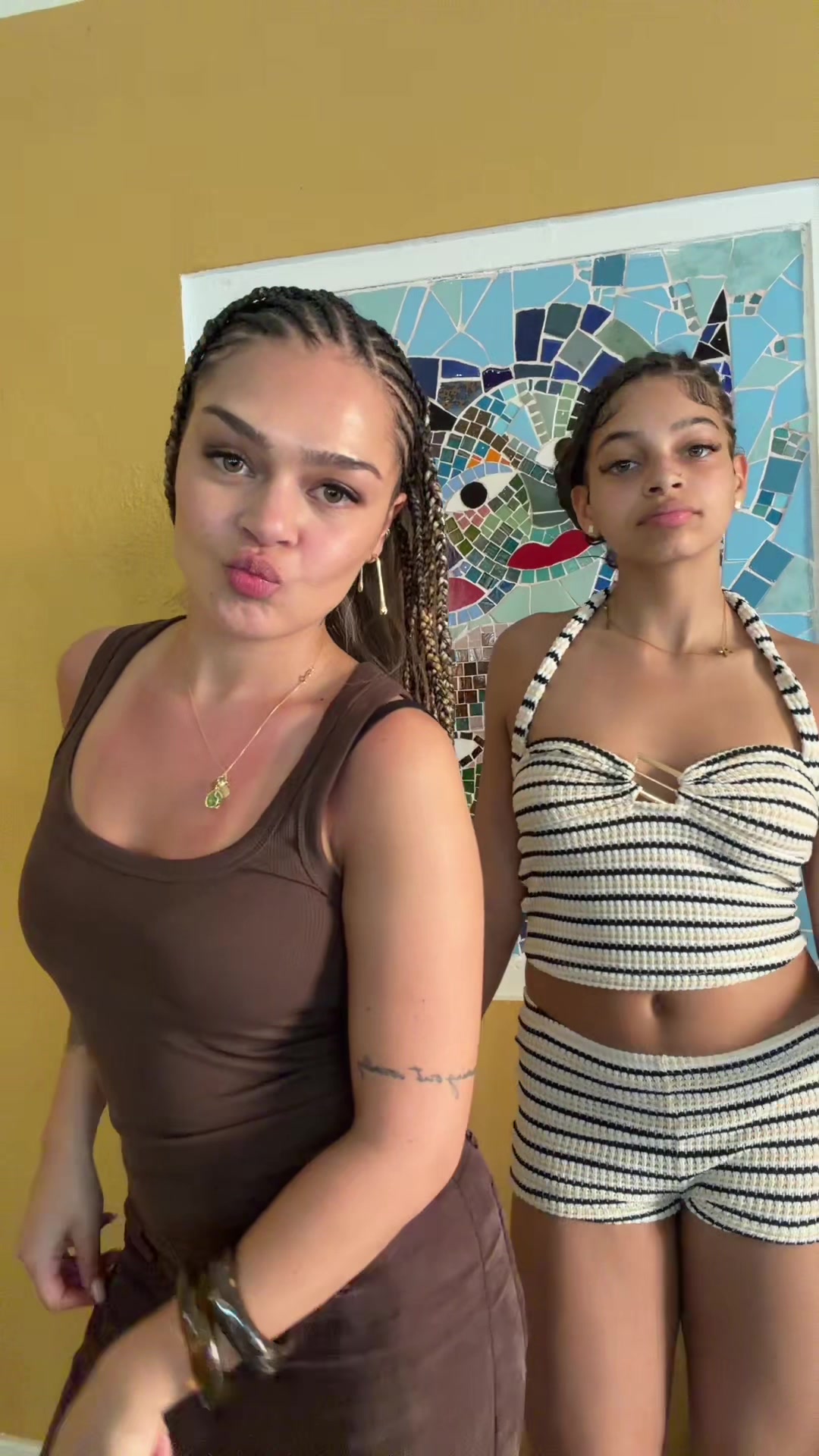 @delanylb