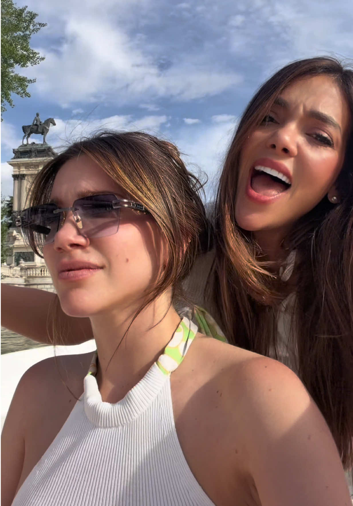 @Naíza