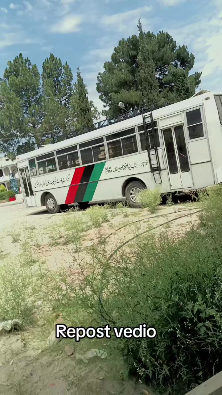 @akhonzada_chattan