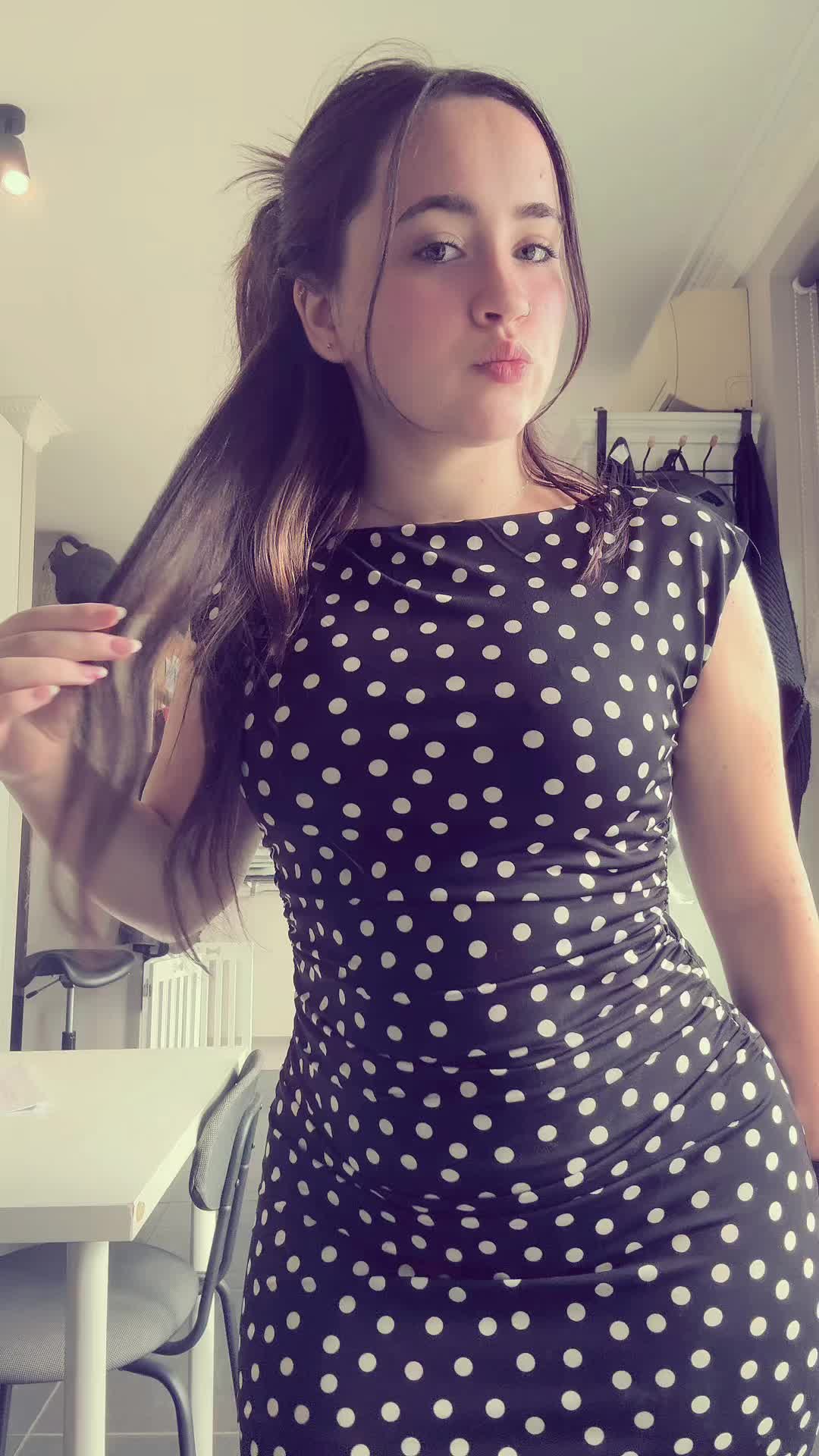 @Demi