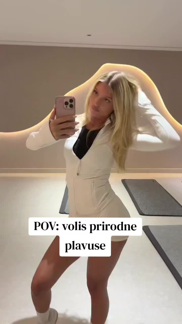 @Karla Martinovic