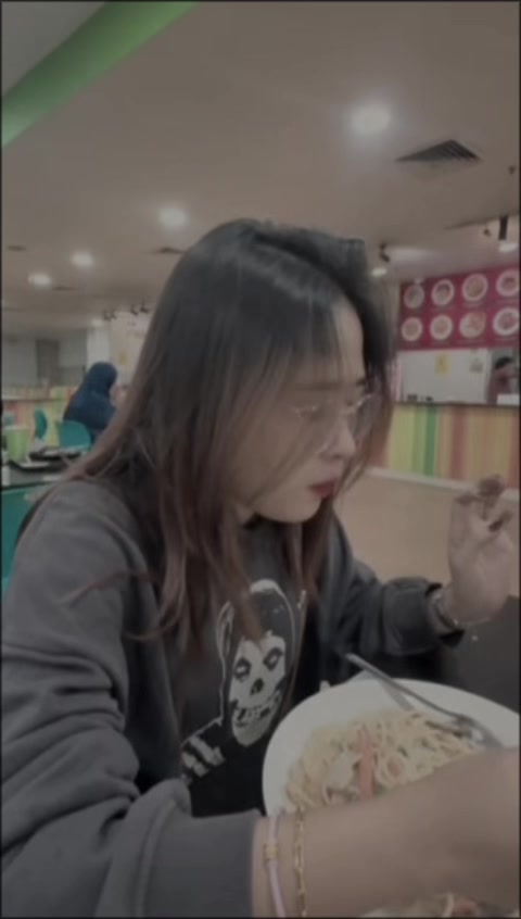 @-发小姐-₊˚⊹ ᰔ
